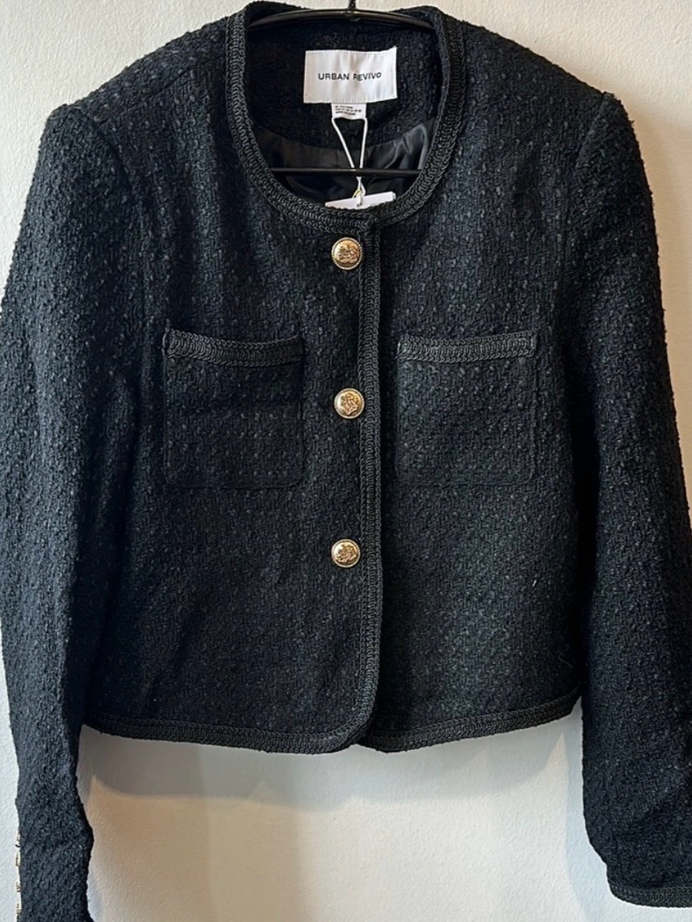 Urban Revivo black and gold coat large/XL NWT #1191